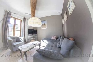 sofa of grape pickers suite