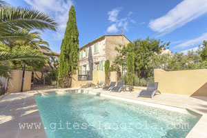 private pool rental Serignan Occitanie